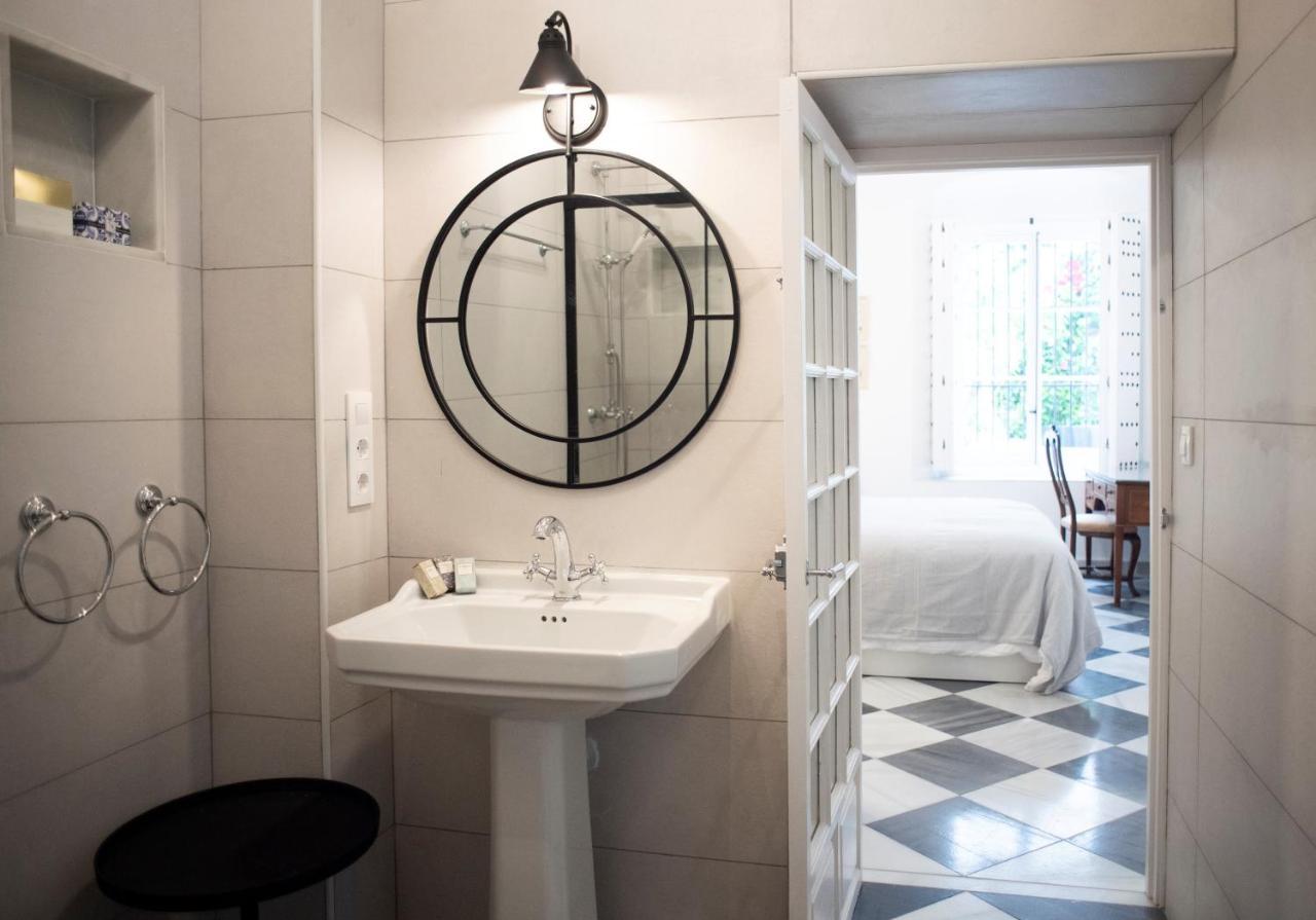 Gatu Premium Apartamento Palacio Oneto Con Jardin Privado " Preferente Mayores De 25 Anos Y Familias " El Puerto de Santa Maria Exterior photo