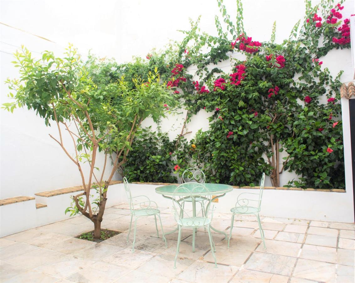Gatu Premium Apartamento Palacio Oneto Con Jardin Privado " Preferente Mayores De 25 Anos Y Familias " El Puerto de Santa Maria Exterior photo
